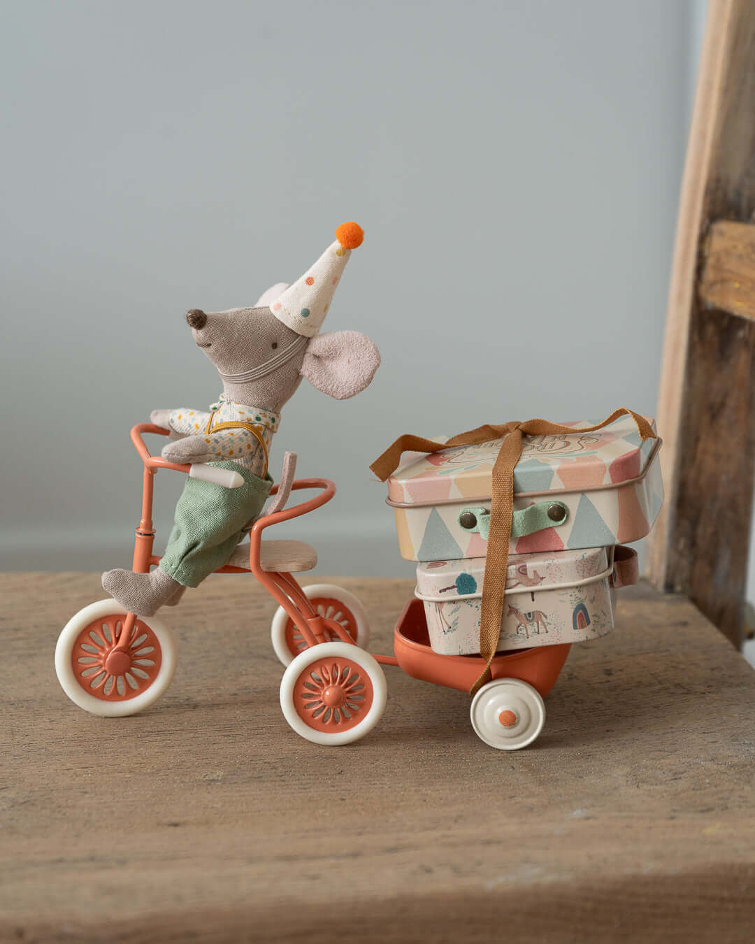 Maileg, Tricycle Hanger, Mouse - Coral - Image 4