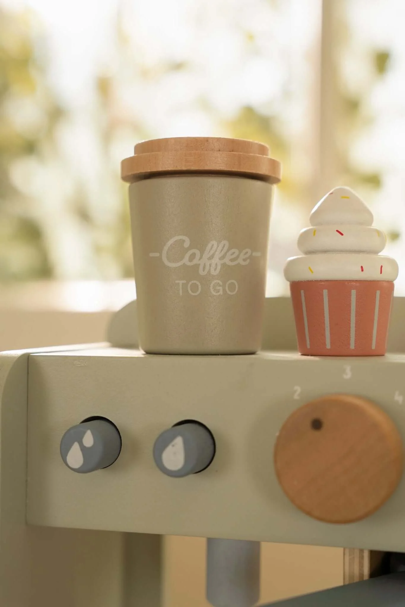 Little Dutch, Coffee Corner - Image 6